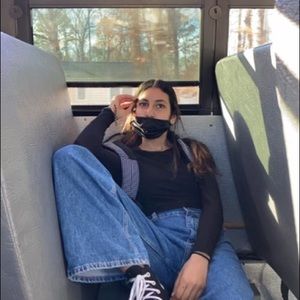 Meet your Posher, Joy